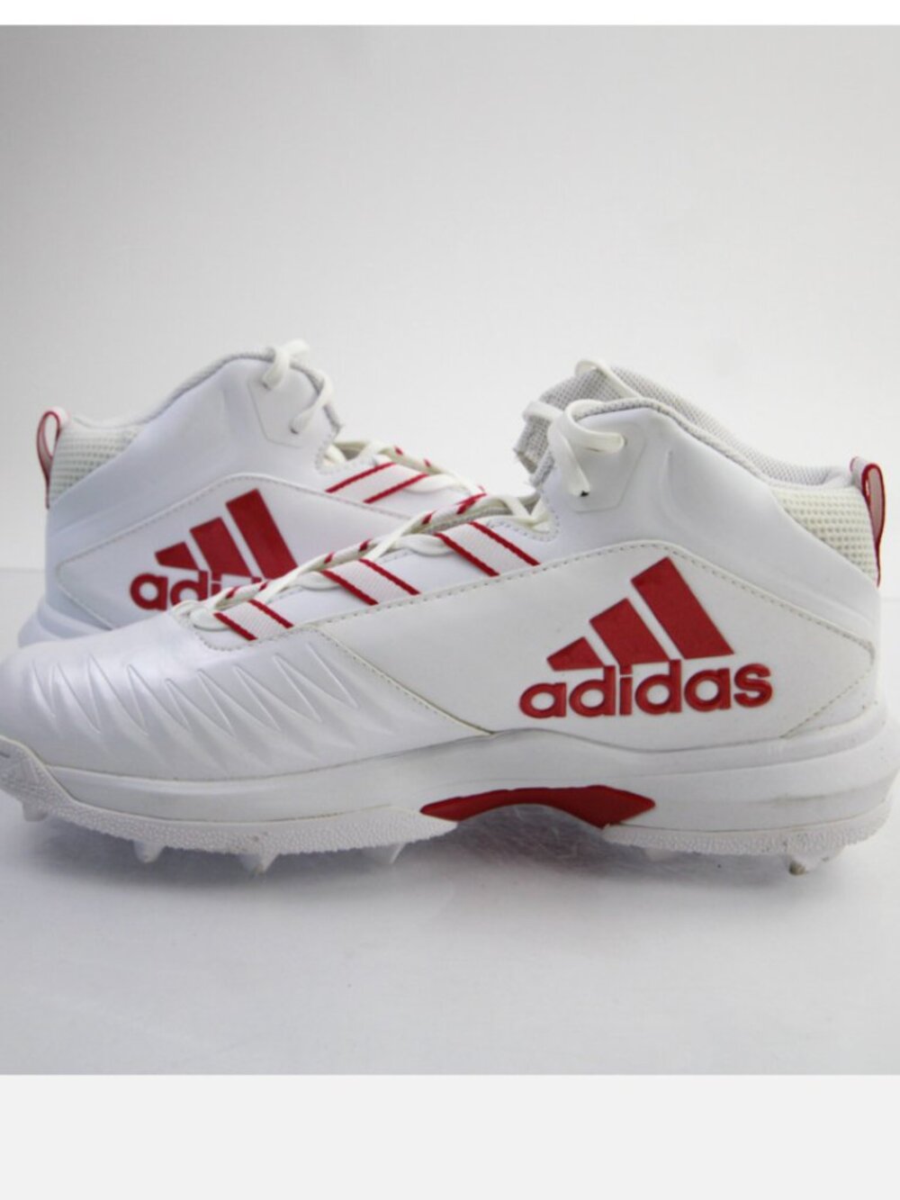 Mens Like New Adidas Nasty football cleats. Sizev12